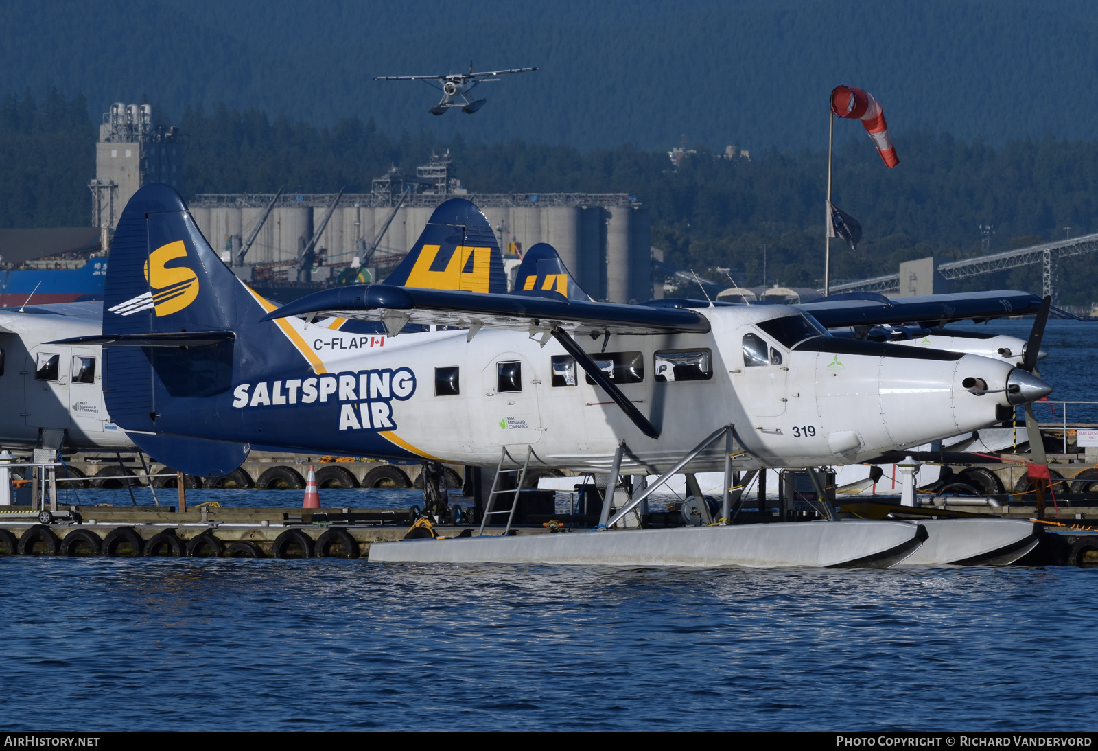Aircraft Photo of C-FLAP | Vazar DHC-3T Turbine Otter | Saltspring Air | AirHistory.net #499745