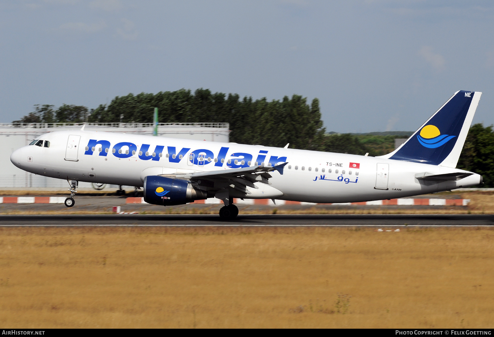 Aircraft Photo of TS-INE | Airbus A320-212 | Nouvelair Tunisie | AirHistory.net #499769