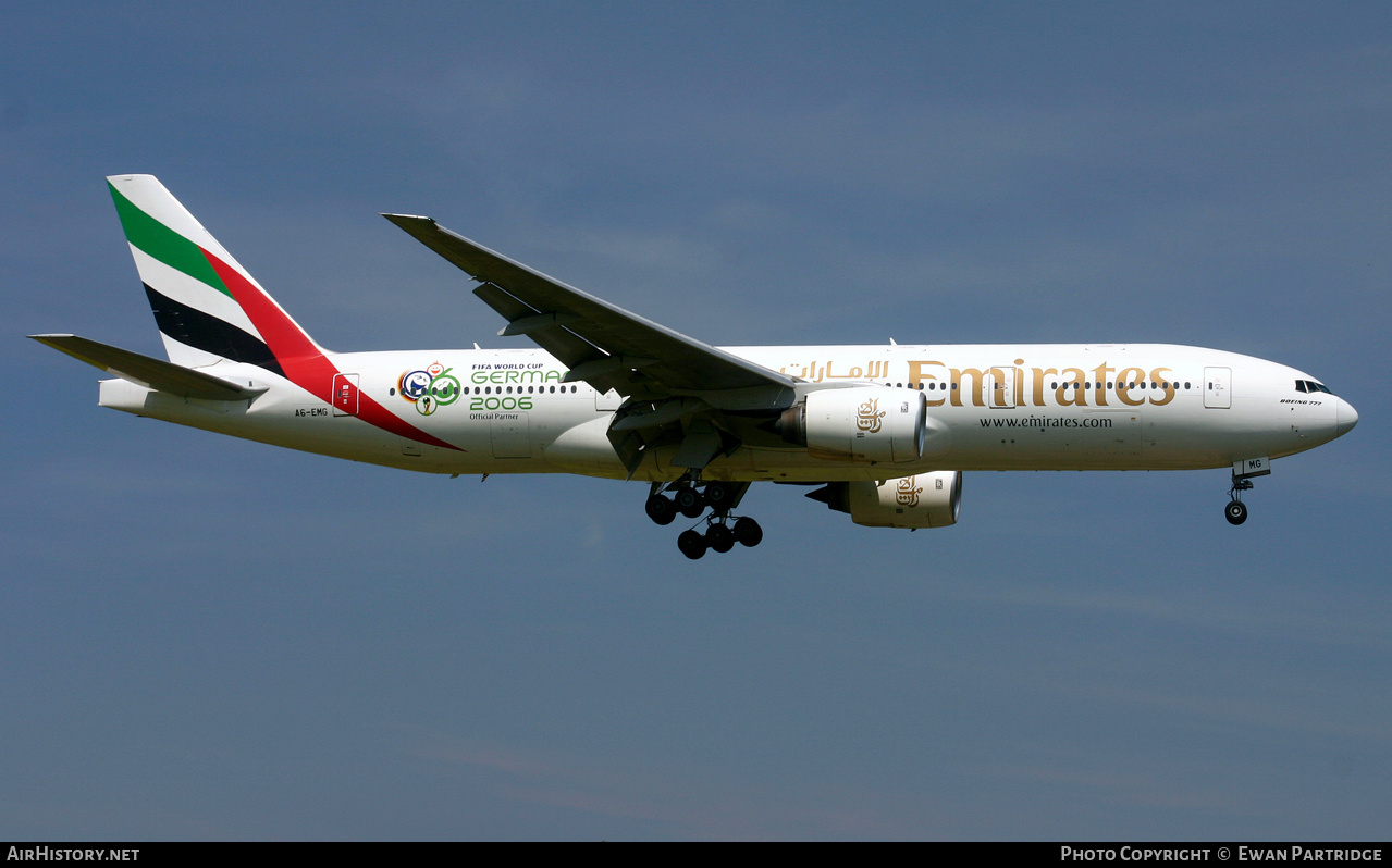 Aircraft Photo of A6-EMG | Boeing 777-21H/ER | Emirates | AirHistory.net #499839