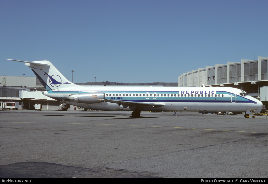 Aircraft Photo of N911RW | McDonnell Douglas DC-9-31 | Republic Airlines | AirHistory.net #499890