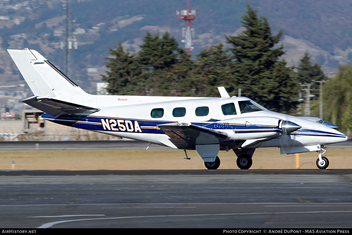 Aircraft Photo of N25DA | Beech 60 Duke | AirHistory.net #499978