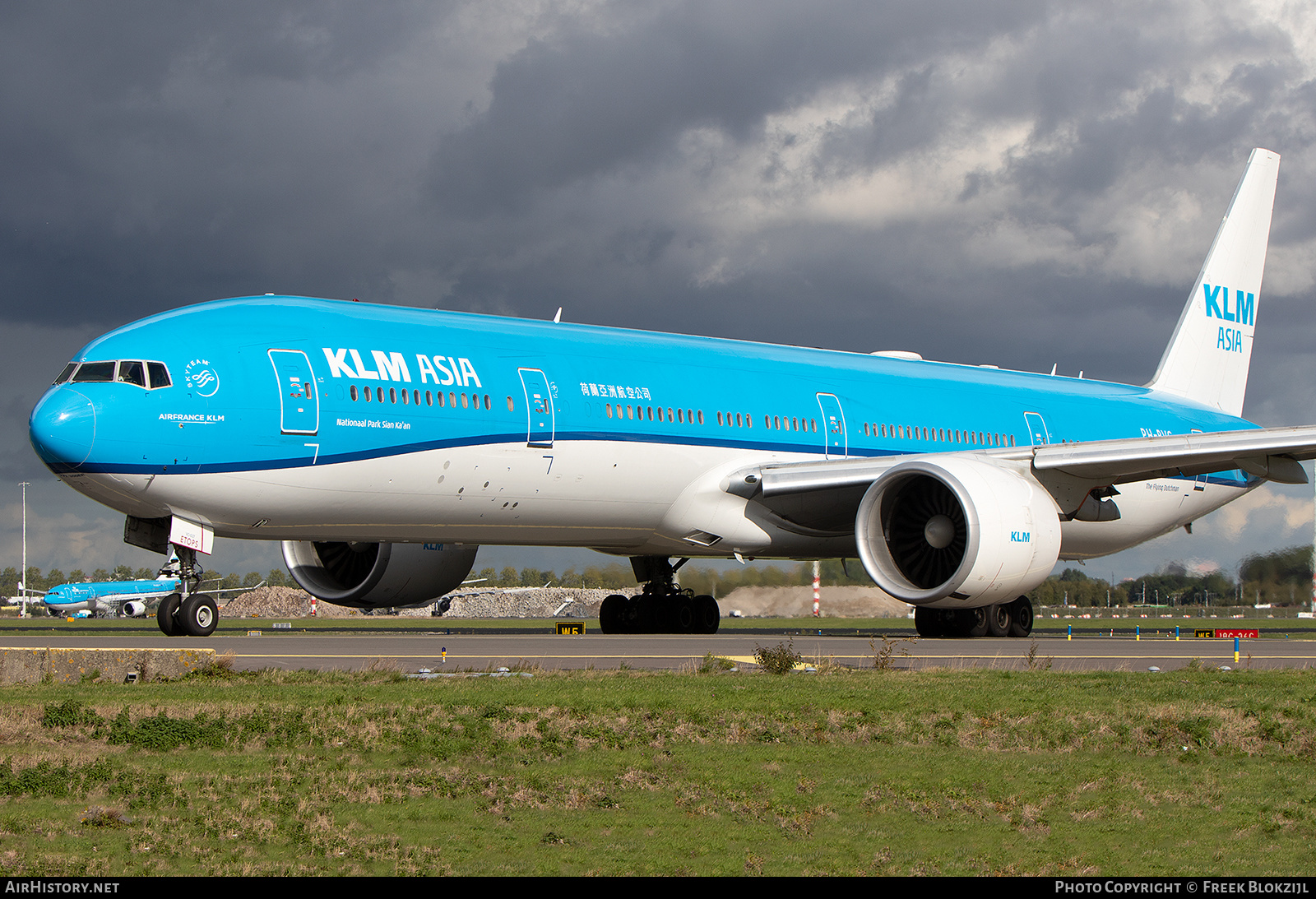 Aircraft Photo of PH-BVC | Boeing 777-306/ER | KLM Asia | AirHistory.net #500100