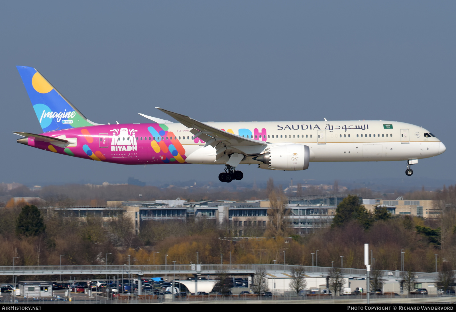 Aircraft Photo of HZ-ARB | Boeing 787-9 Dreamliner | Saudia - Saudi Arabian Airlines | AirHistory.net #500149