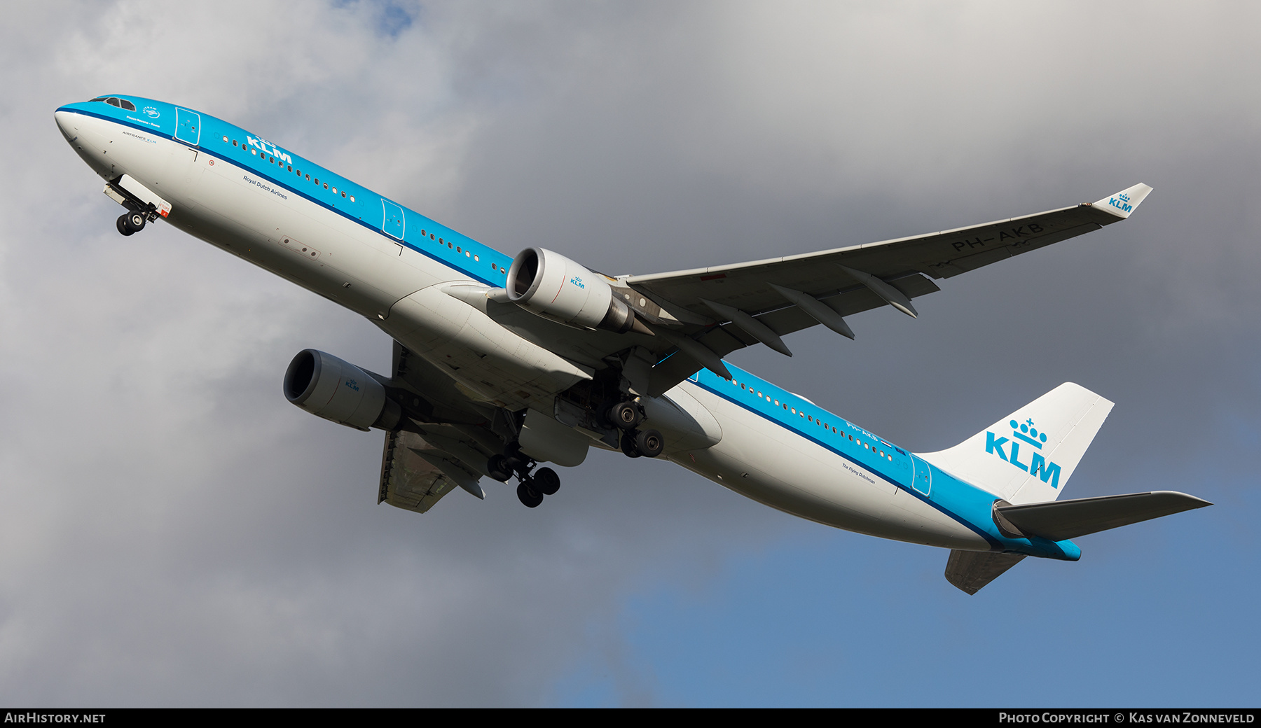 Aircraft Photo of PH-AKB | Airbus A330-303 | KLM - Royal Dutch Airlines | AirHistory.net #500185