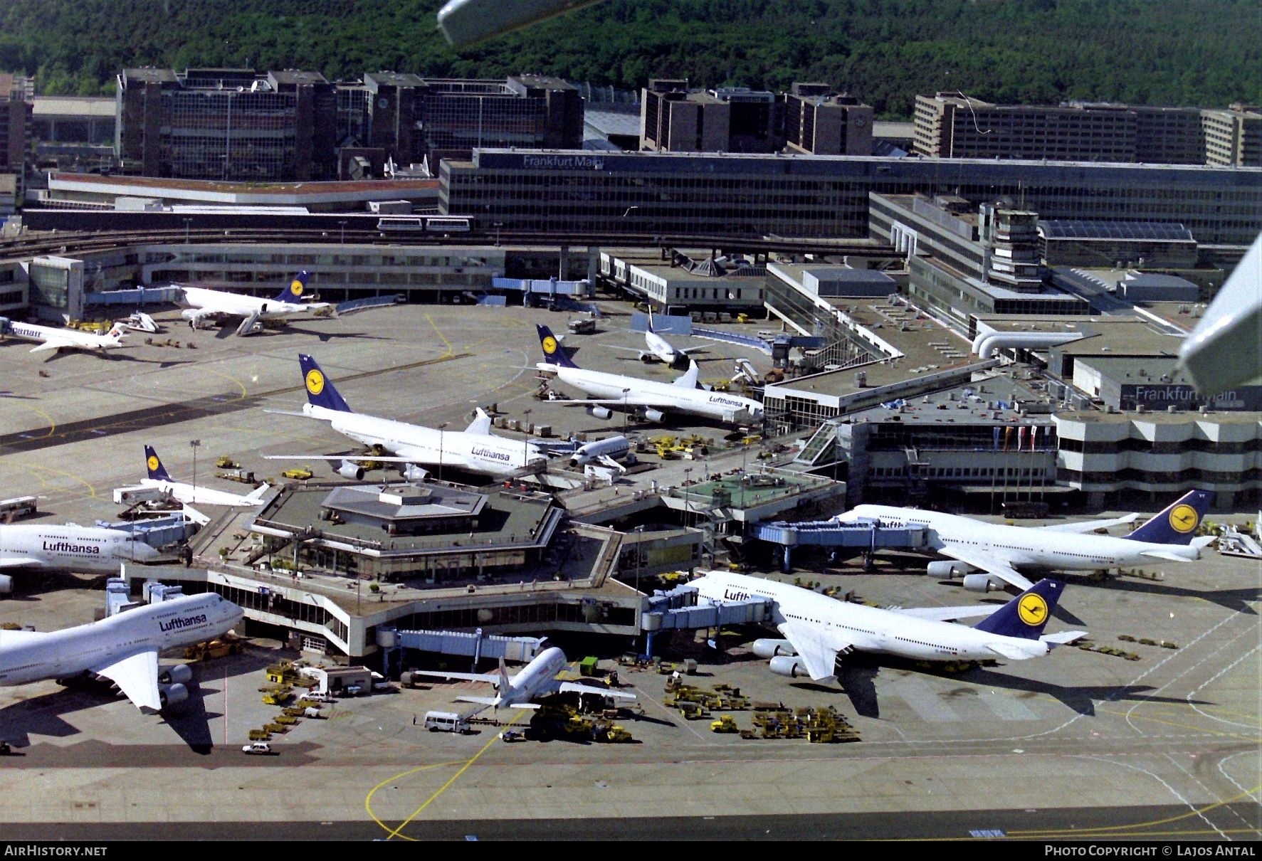 Airport photo of Frankfurt am Main (EDDF / FRA / FRF) in Germany | AirHistory.net #500197