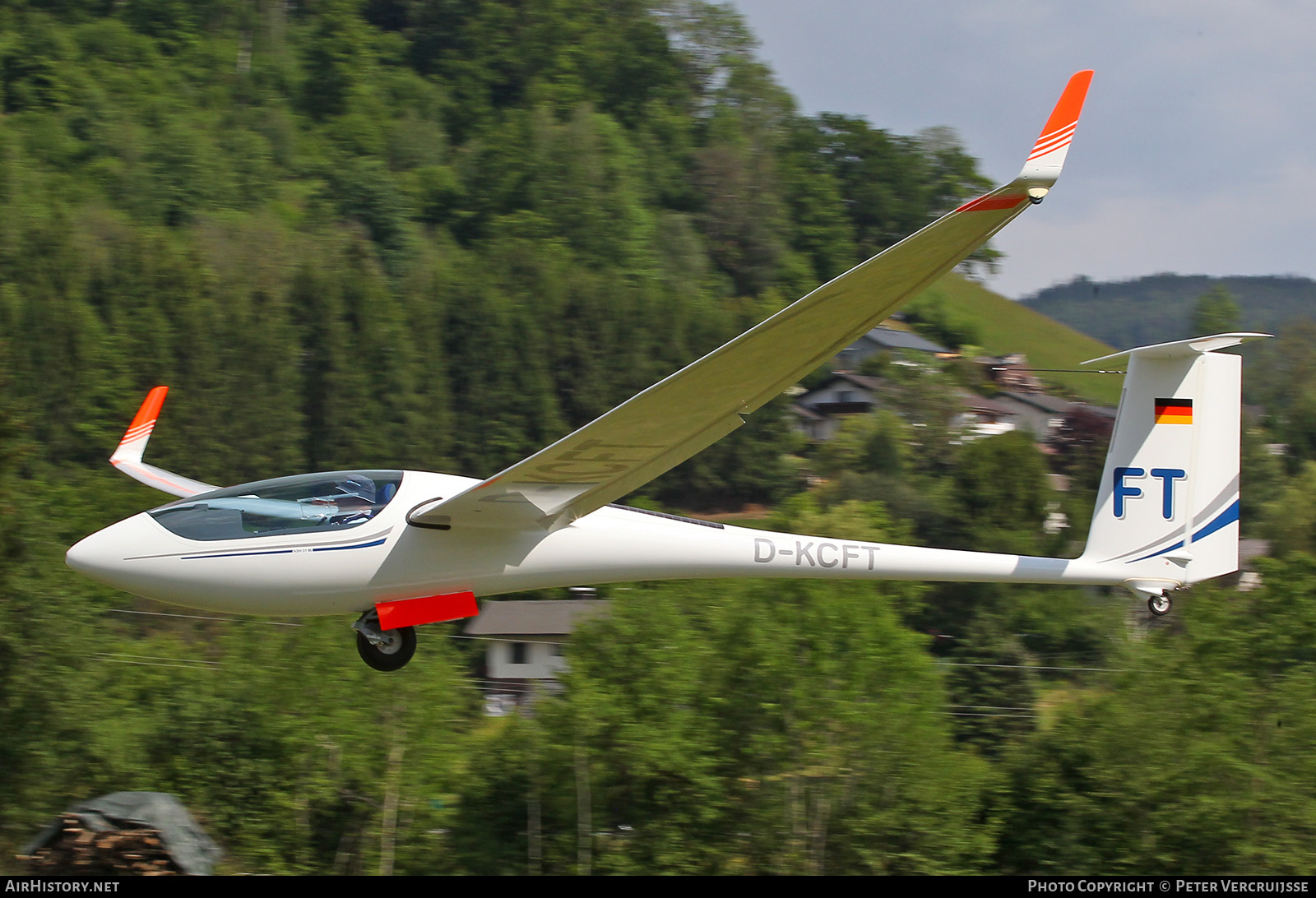 Aircraft Photo of DKCFT Schleicher ASH31Mi 500251