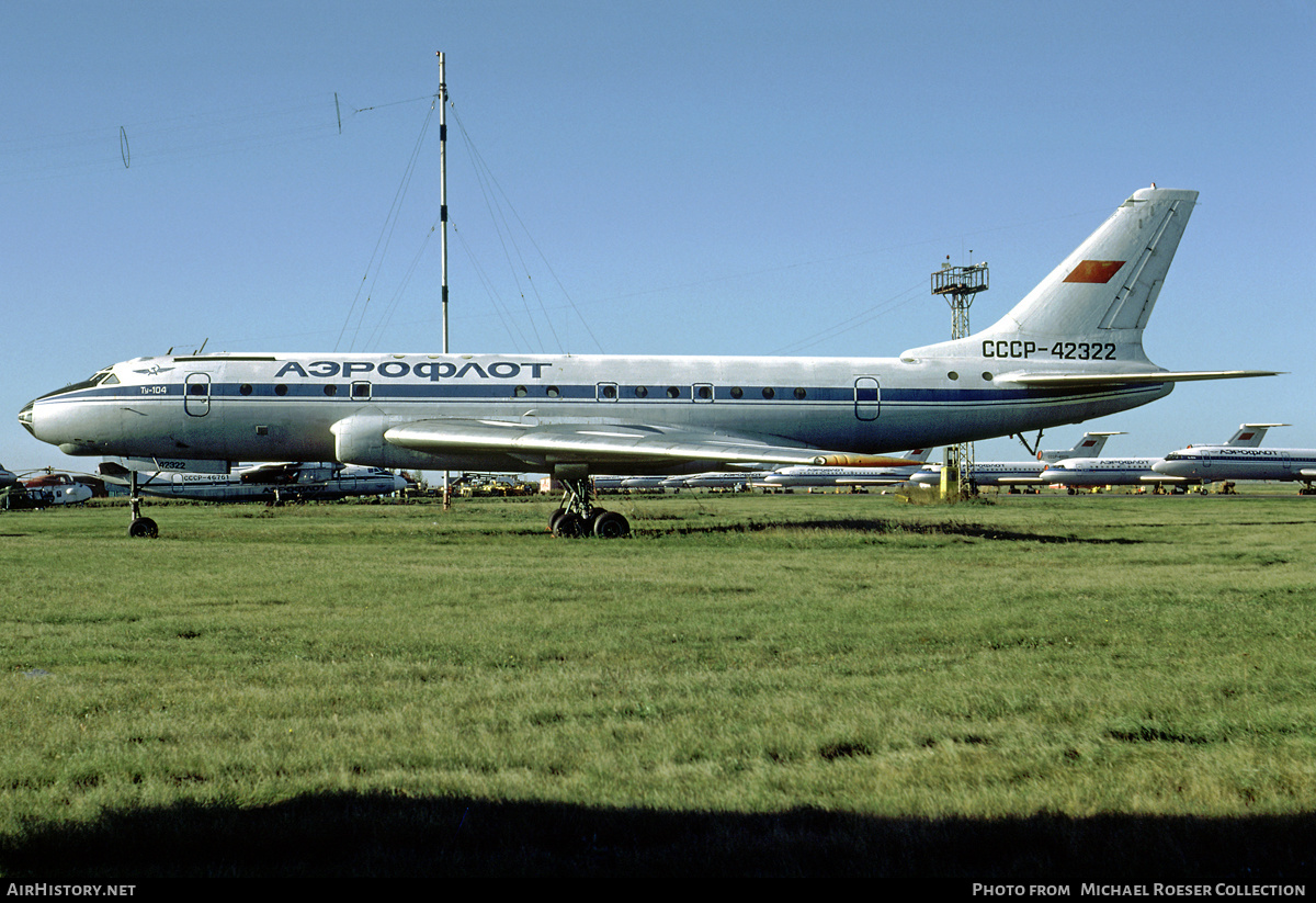 Aircraft Photo of CCCP-42322 | Tupolev Tu-104 | Aeroflot | AirHistory.net #500297