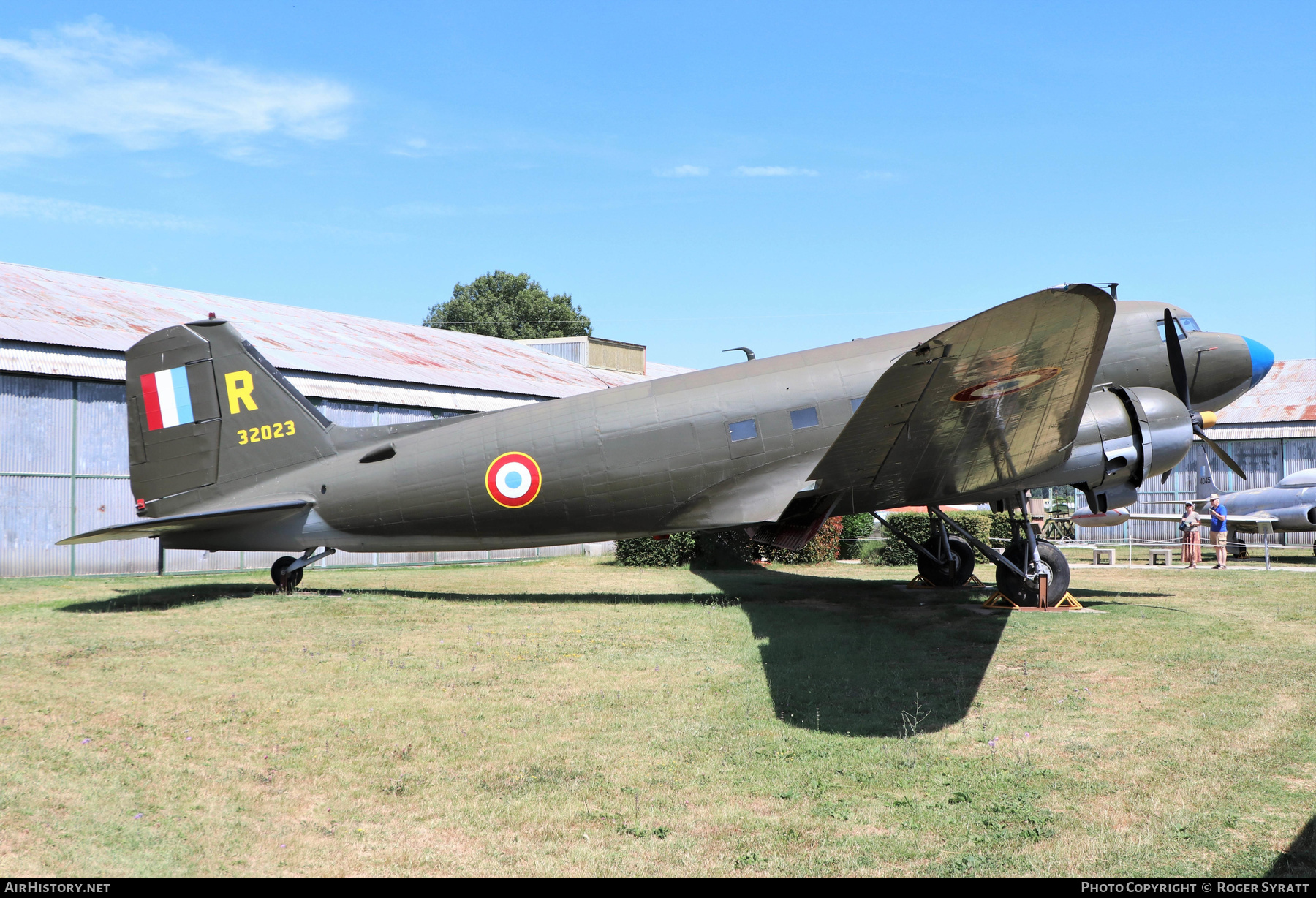 Aircraft Photo of 32023 | Douglas C-53C Skytrooper | France - Air Force | AirHistory.net #500394