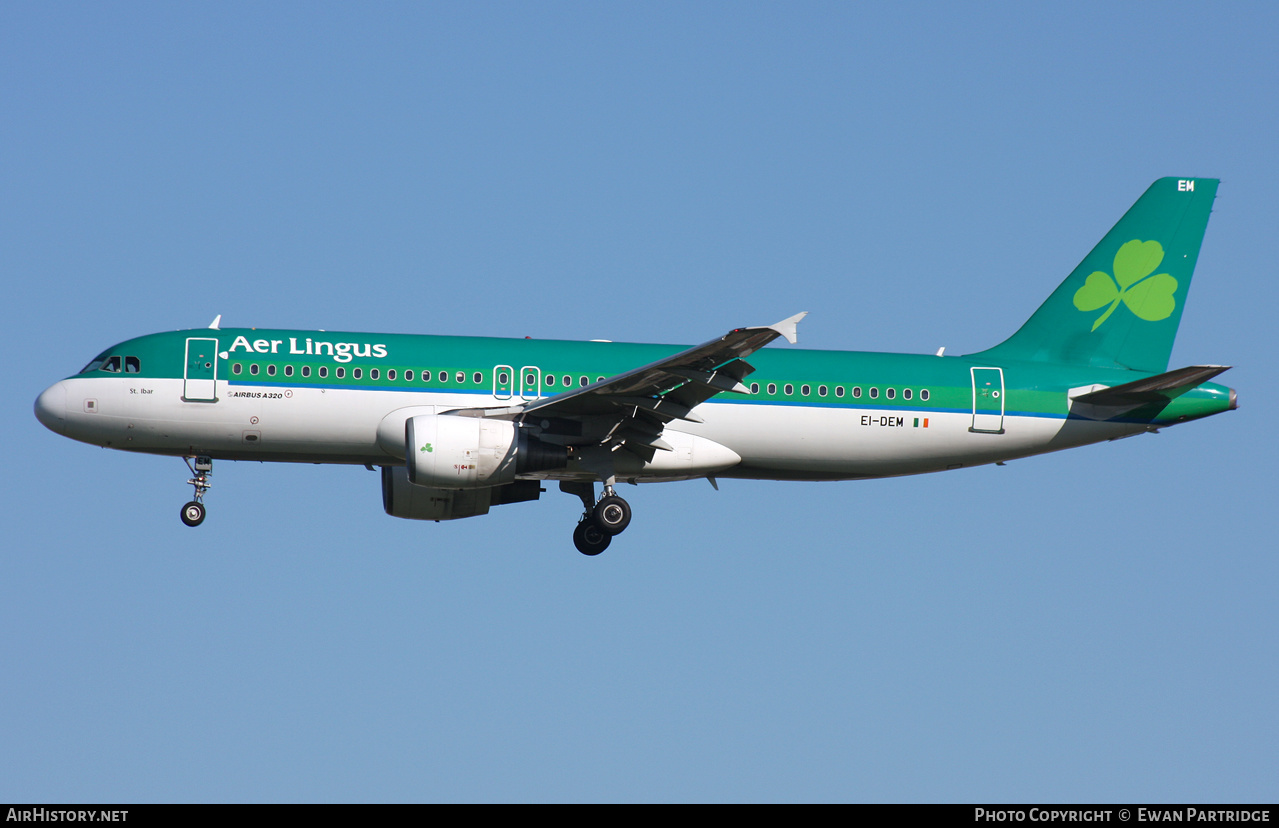 Aircraft Photo of EI-DEM | Airbus A320-214 | Aer Lingus | AirHistory.net #500406