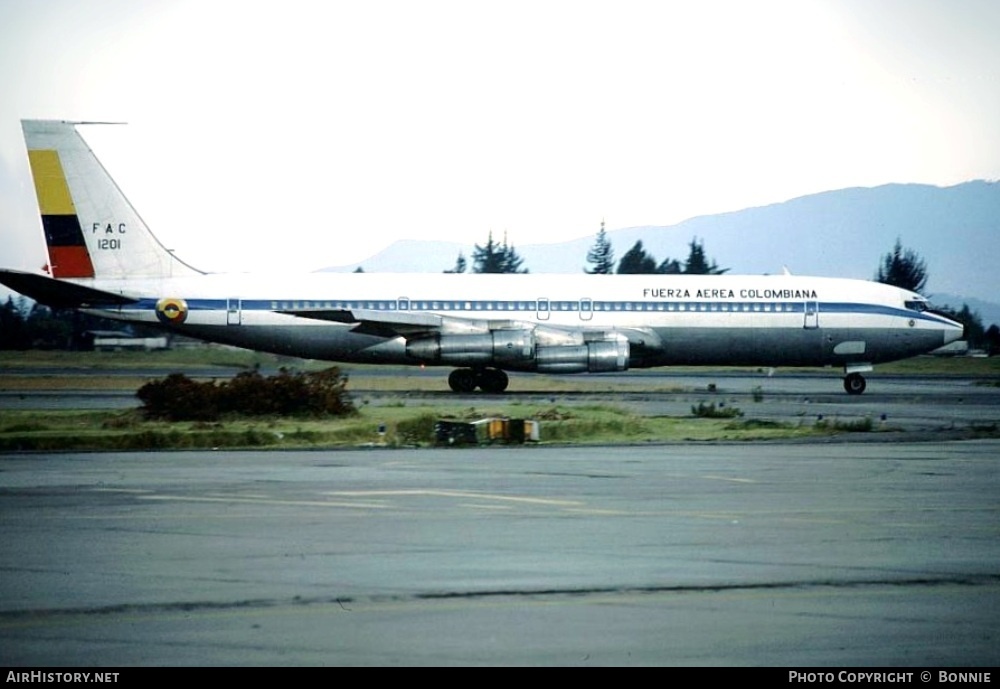 Aircraft Photo of FAC1201 | Boeing 707-373C | Colombia - Air Force | AirHistory.net #500434
