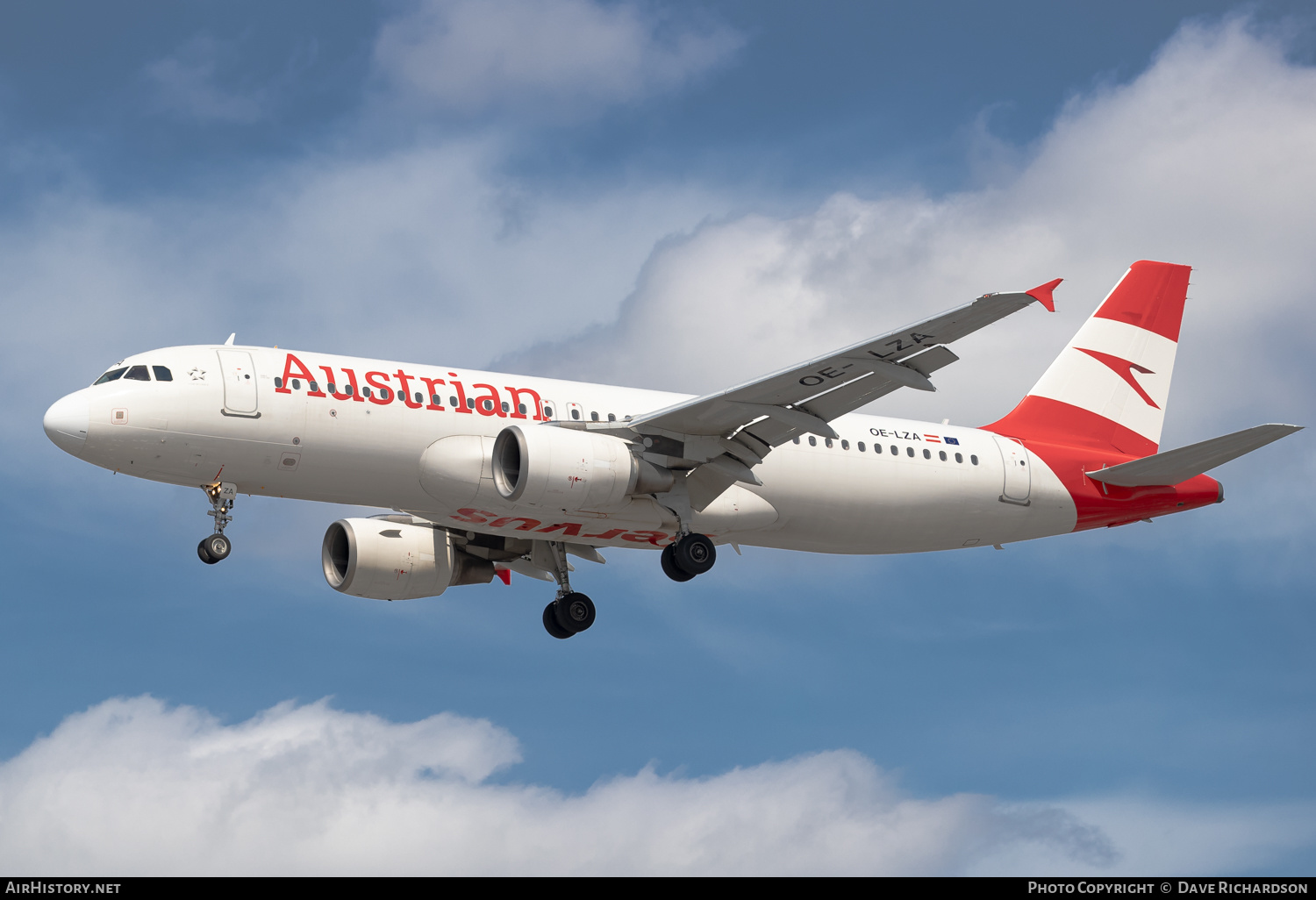 Aircraft Photo of OE-LZA | Airbus A320-214 | Austrian Airlines | AirHistory.net #500525