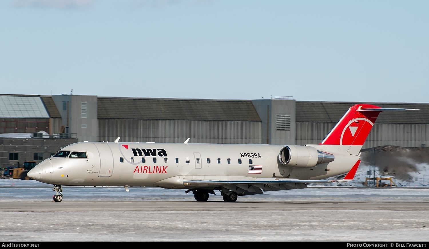 Aircraft Photo of N8836A | Bombardier CRJ-440 (CL-600-2B19) | NWA Airlink | AirHistory.net #500600