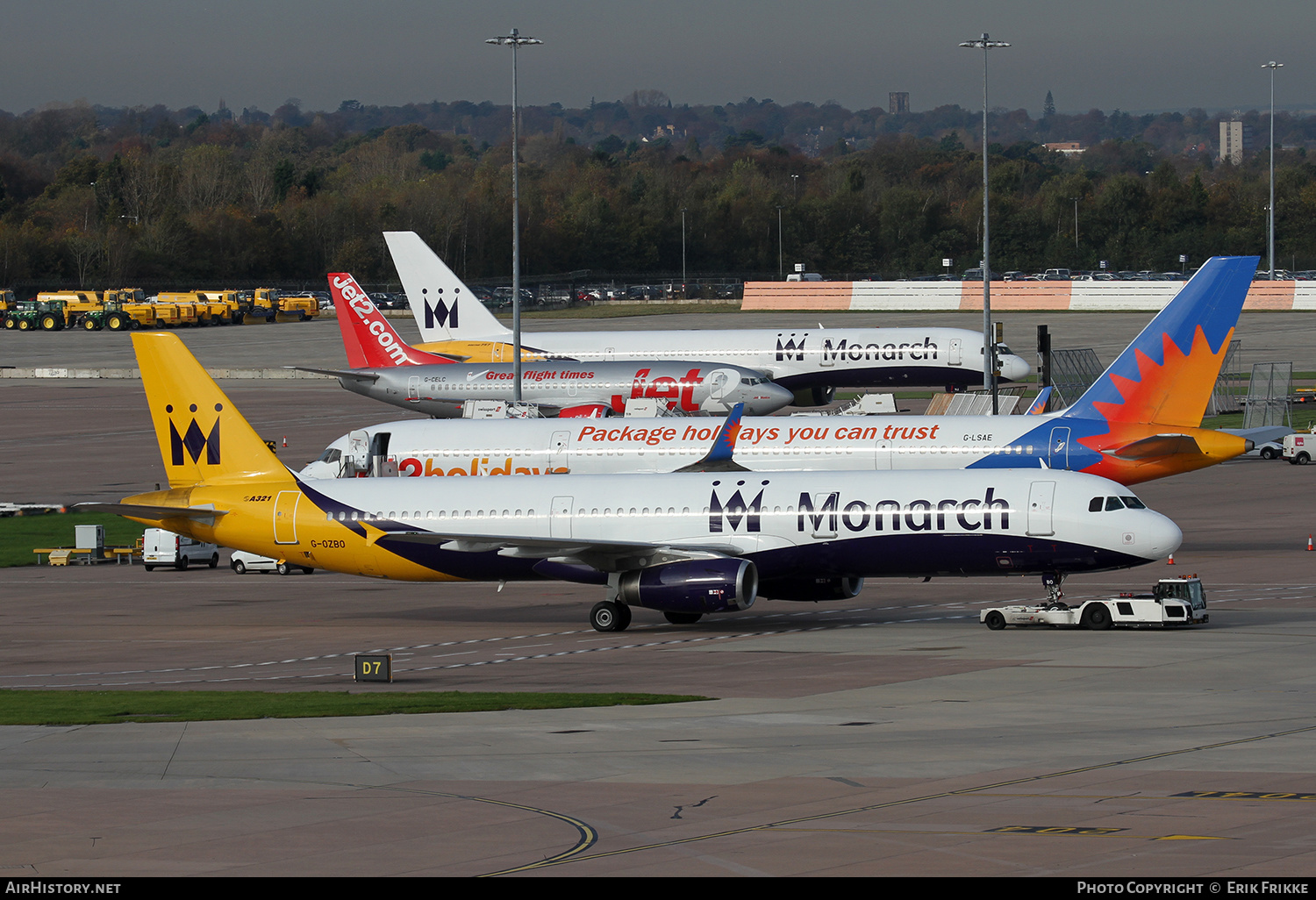 Aircraft Photo of G-OZBO | Airbus A321-231 | Monarch Airlines | AirHistory.net #500642