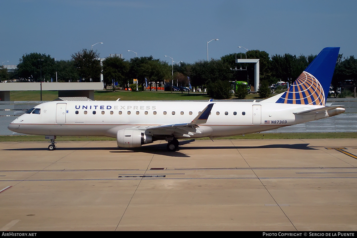 Aircraft Photo of N87303 | Embraer 175LR (ERJ-170-200LR) | United Express | AirHistory.net #500684