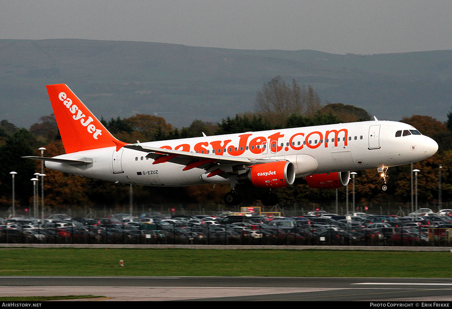 Aircraft Photo of G-EZUZ | Airbus A320-214 | EasyJet | AirHistory.net #500697