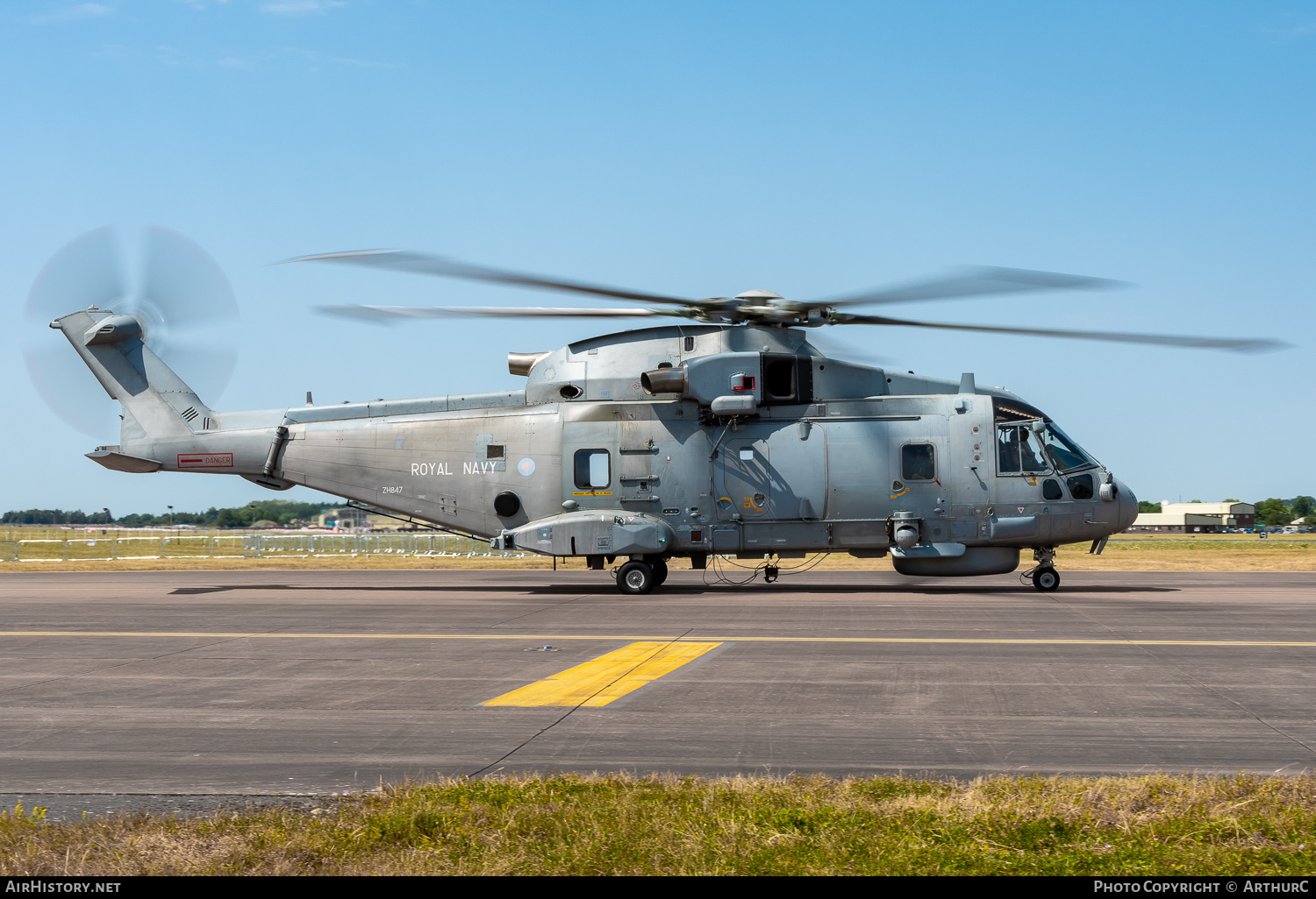 Aircraft Photo of ZH847 | EHI EH101-111 Merlin HM2 | UK - Navy | AirHistory.net #500738