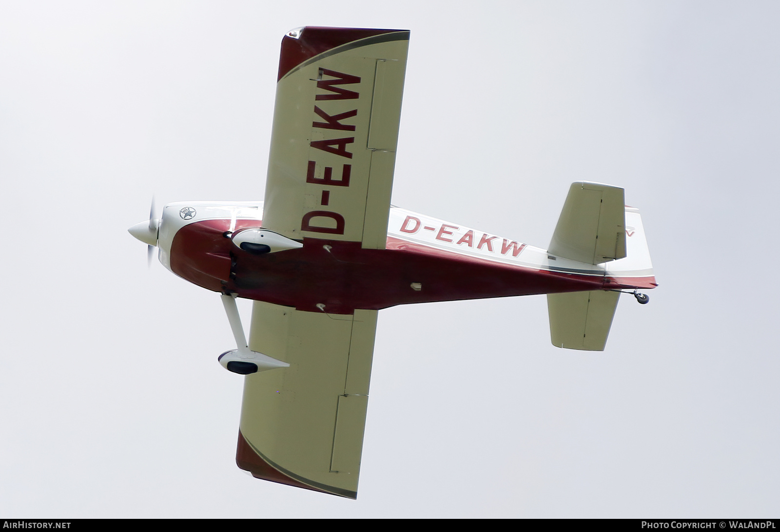 Aircraft Photo of D-EAKW | Van's RV-7 | AirHistory.net #500814