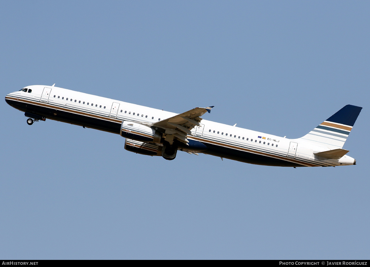 Aircraft Photo of EC-NLJ | Airbus A321-231 | Privilege Style | AirHistory.net #500851