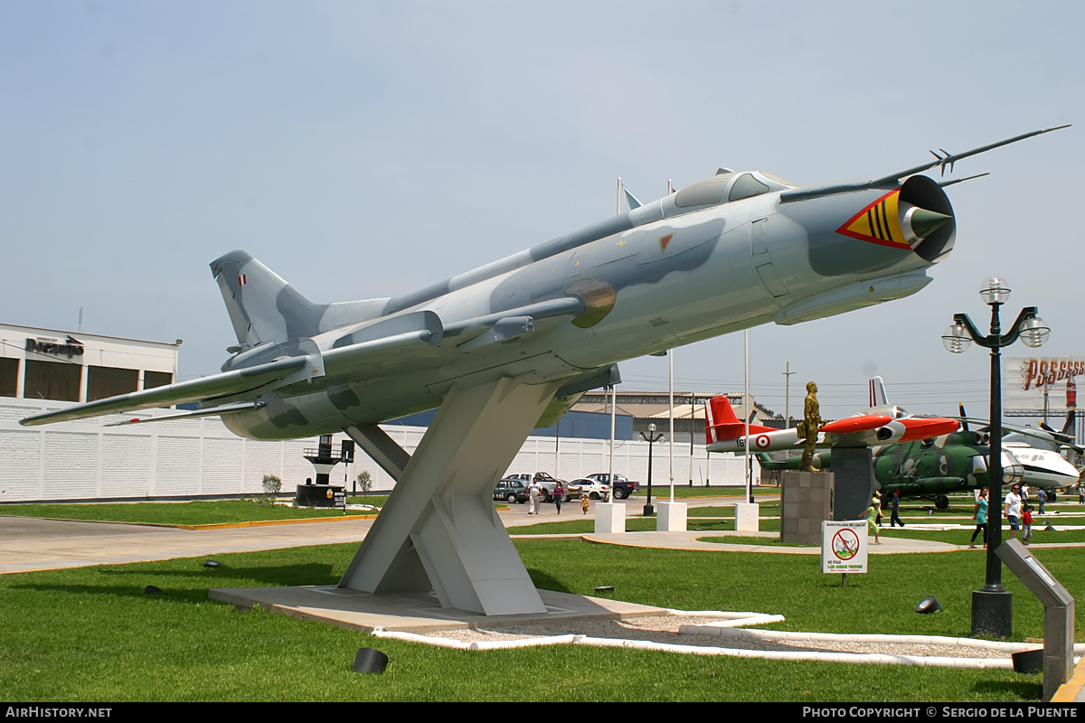 Aircraft Photo of 005 | Sukhoi Su-22 | Peru - Air Force | AirHistory.net #501031