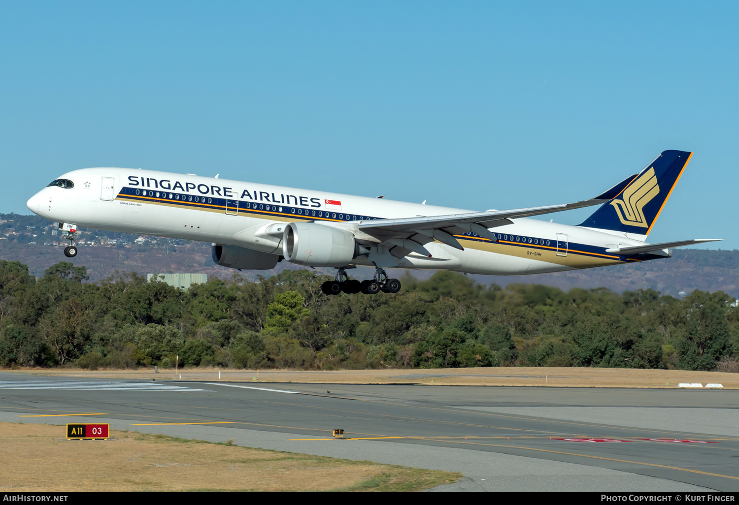 Aircraft Photo of 9V-SHH | Airbus A350-941 | Singapore Airlines | AirHistory.net #501052