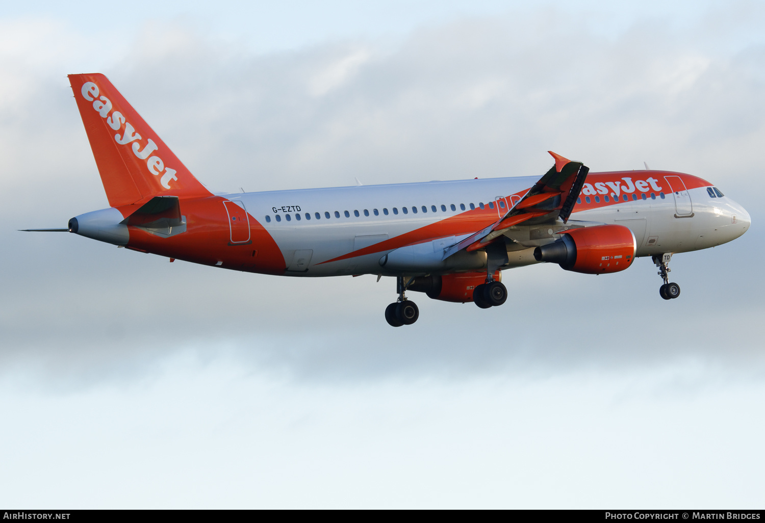 Aircraft Photo of G-EZTD | Airbus A320-214 | EasyJet | AirHistory.net #501054