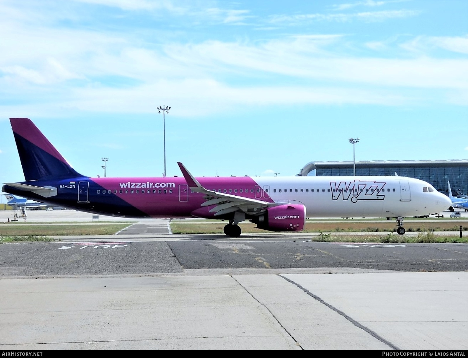 Aircraft Photo of HA-LZN | Airbus A321-271NX | Wizz Air | AirHistory.net #501170