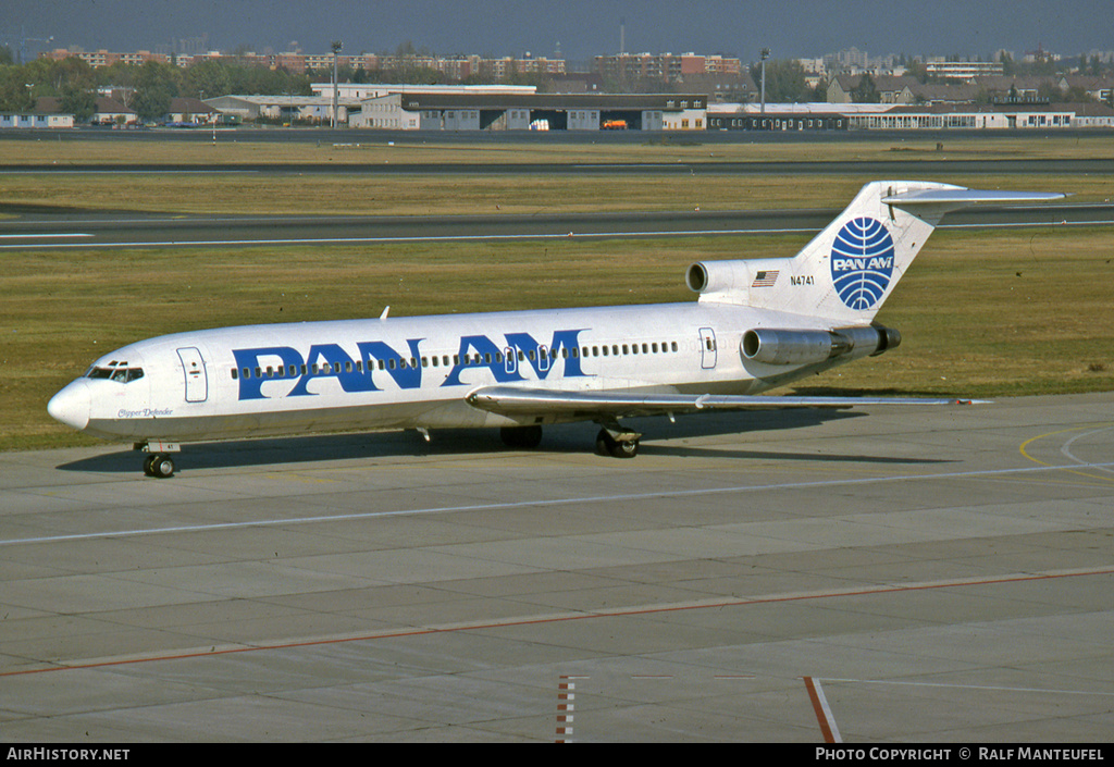 Aircraft Photo of N4741 | Boeing 727-235 | Pan American World Airways - Pan Am | AirHistory.net #501195