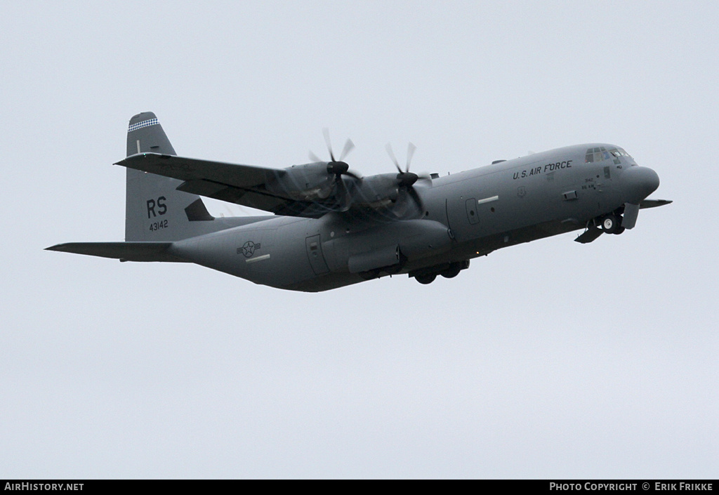 Aircraft Photo of 04-3142 / 43142 | Lockheed Martin C-130J-30 Hercules | USA - Air Force | AirHistory.net #501427