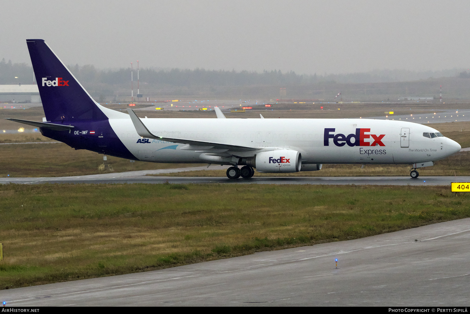 Aircraft Photo of OE-IWF | Boeing 737-8AS(BCF) | FedEx Express | AirHistory.net #501443