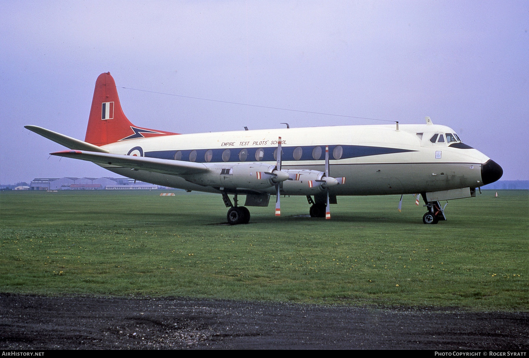 Aircraft Photo of XR802 | Vickers 745D Viscount | UK - Air Force | AirHistory.net #501458