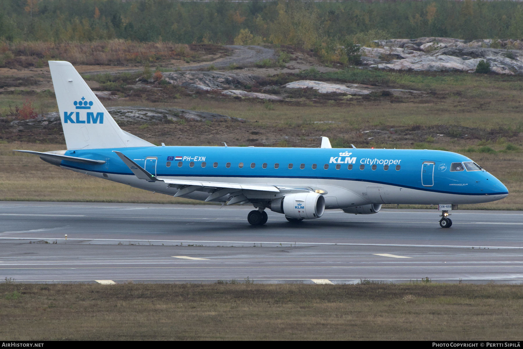 Aircraft Photo of PH-EXN | Embraer 175STD (ERJ-170-200STD) | KLM Cityhopper | AirHistory.net #501523