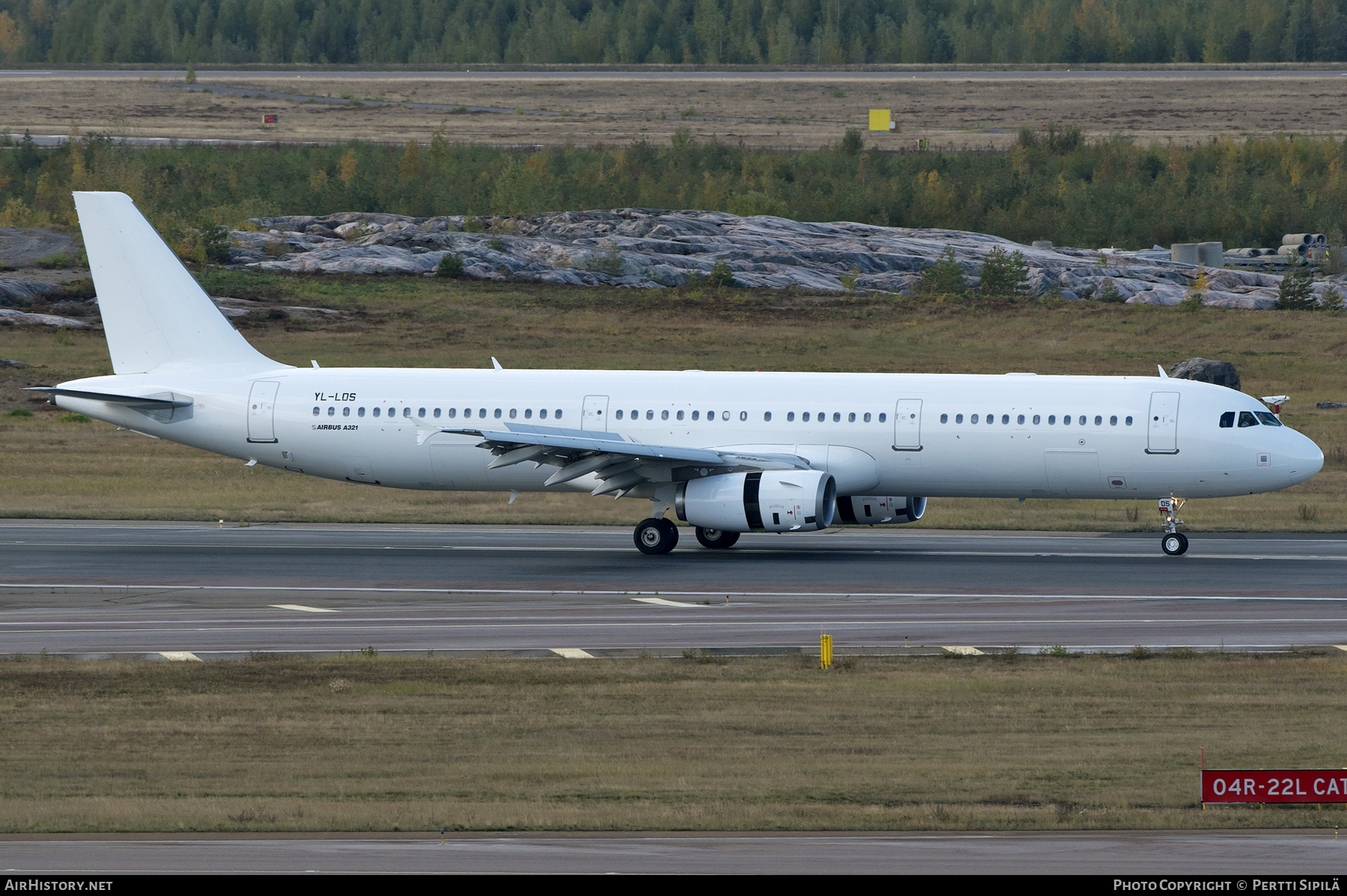 Aircraft Photo of YL-LDS | Airbus A321-231 | AirHistory.net #501549