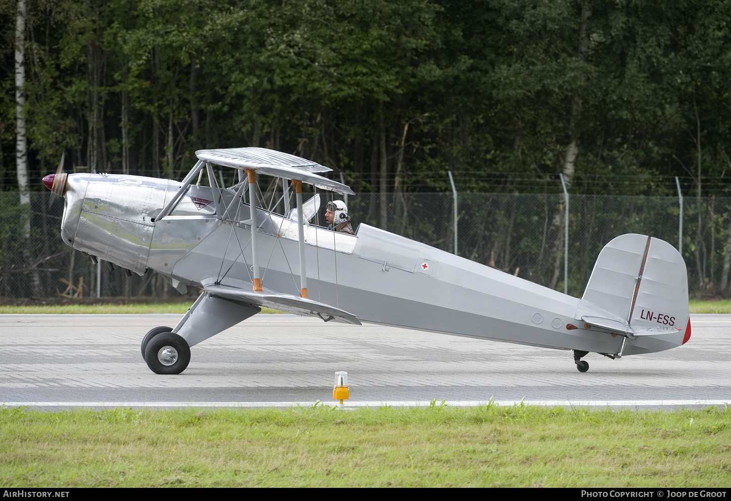 Aircraft Photo of LN-ESS | CASA 1.131E Jungmann | AirHistory.net #501553
