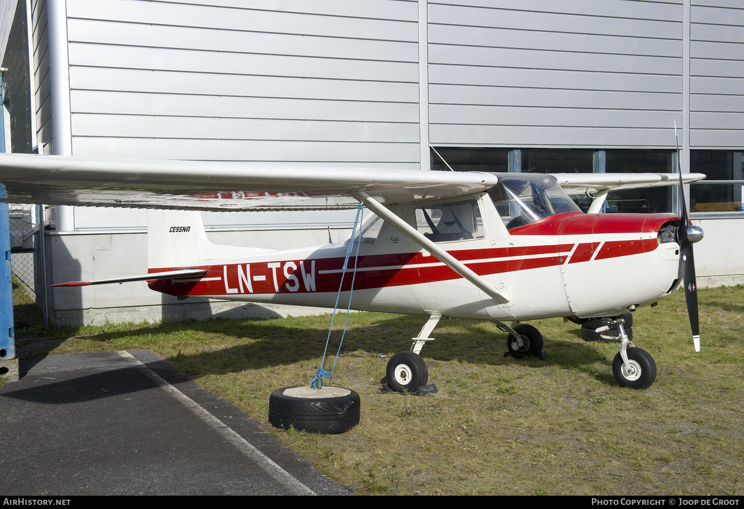 Aircraft Photo of LN-TSW | Cessna 150E | AirHistory.net #501568