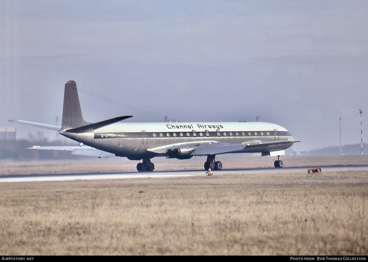 Aircraft Photo of G-APYD | De Havilland D.H. 106 Comet 4B | Channel Airways | AirHistory.net #501671