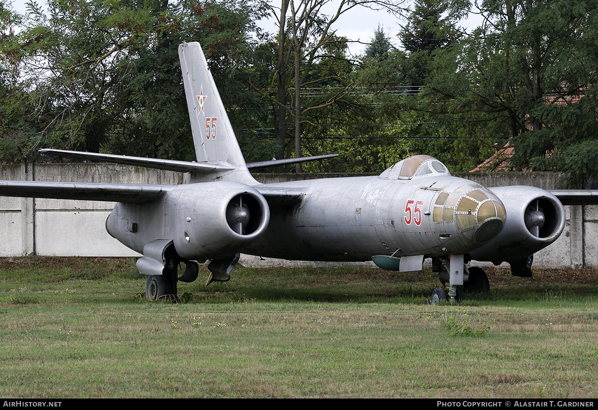 Aircraft Photo of 55 | Ilyushin Il-28 | Hungary - Air Force | AirHistory.net #501675