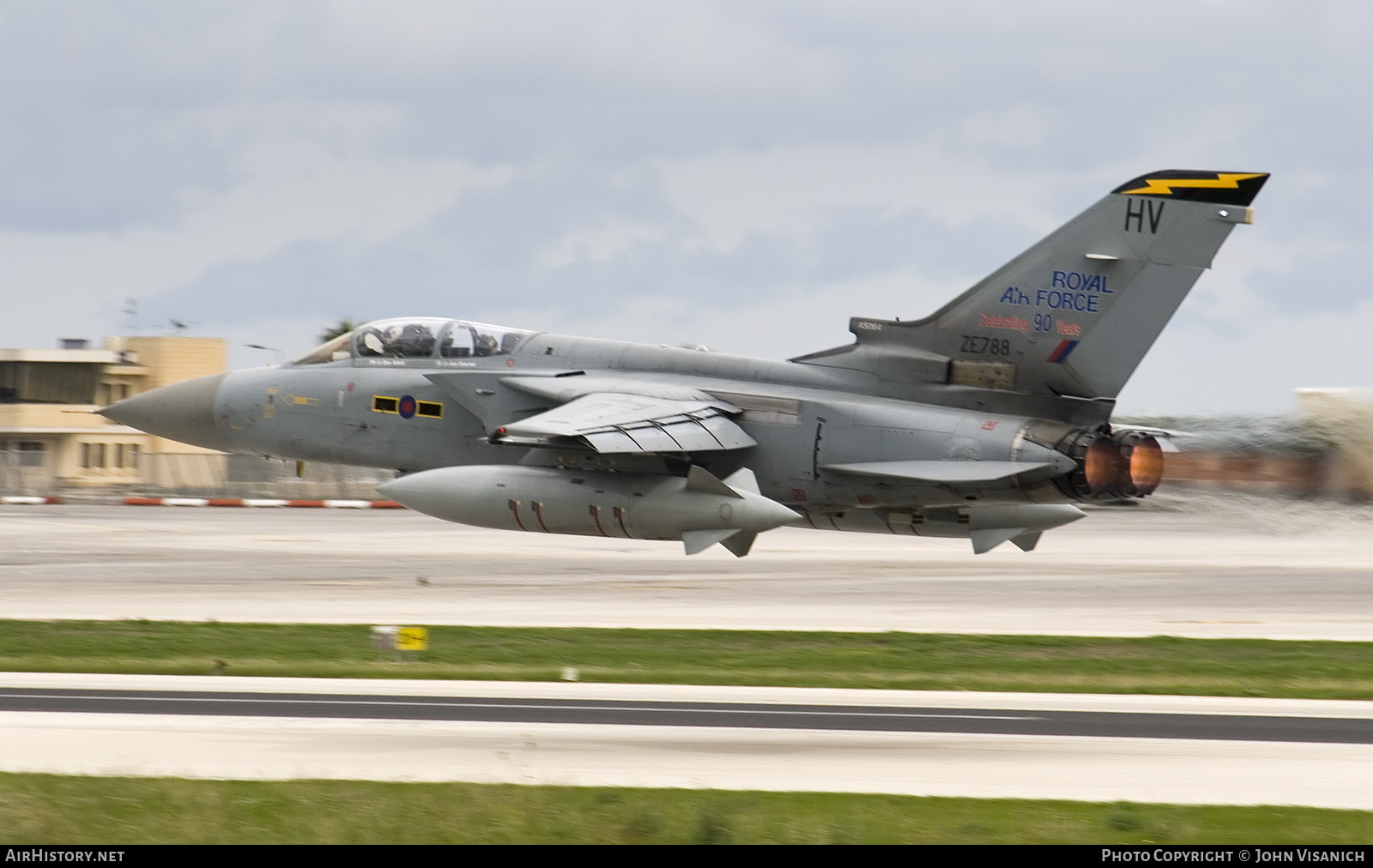 Aircraft Photo of ZE788 | Panavia Tornado F3 | UK - Air Force | AirHistory.net #501686