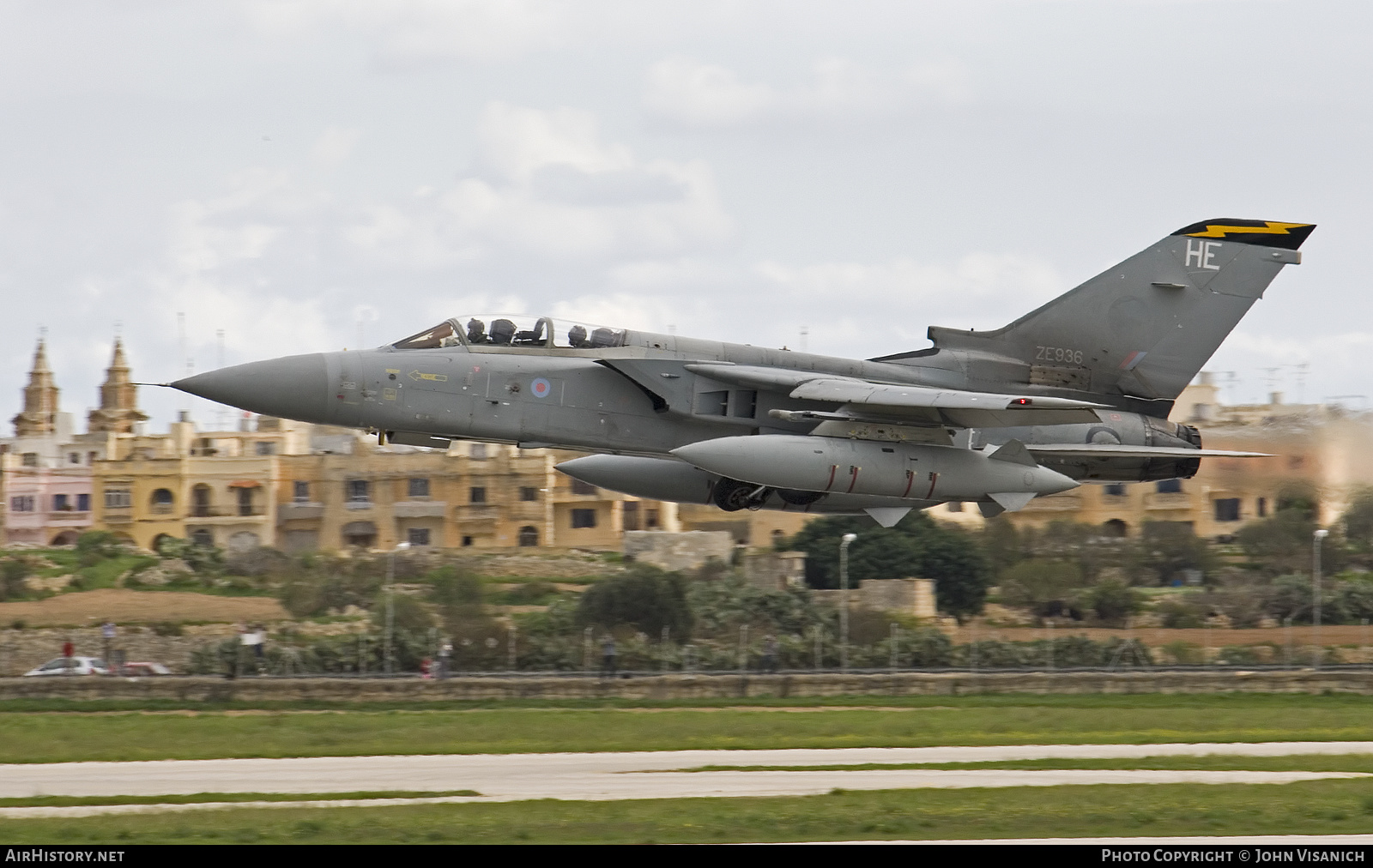 Aircraft Photo of ZE936 | Panavia Tornado F3 | UK - Air Force | AirHistory.net #501691