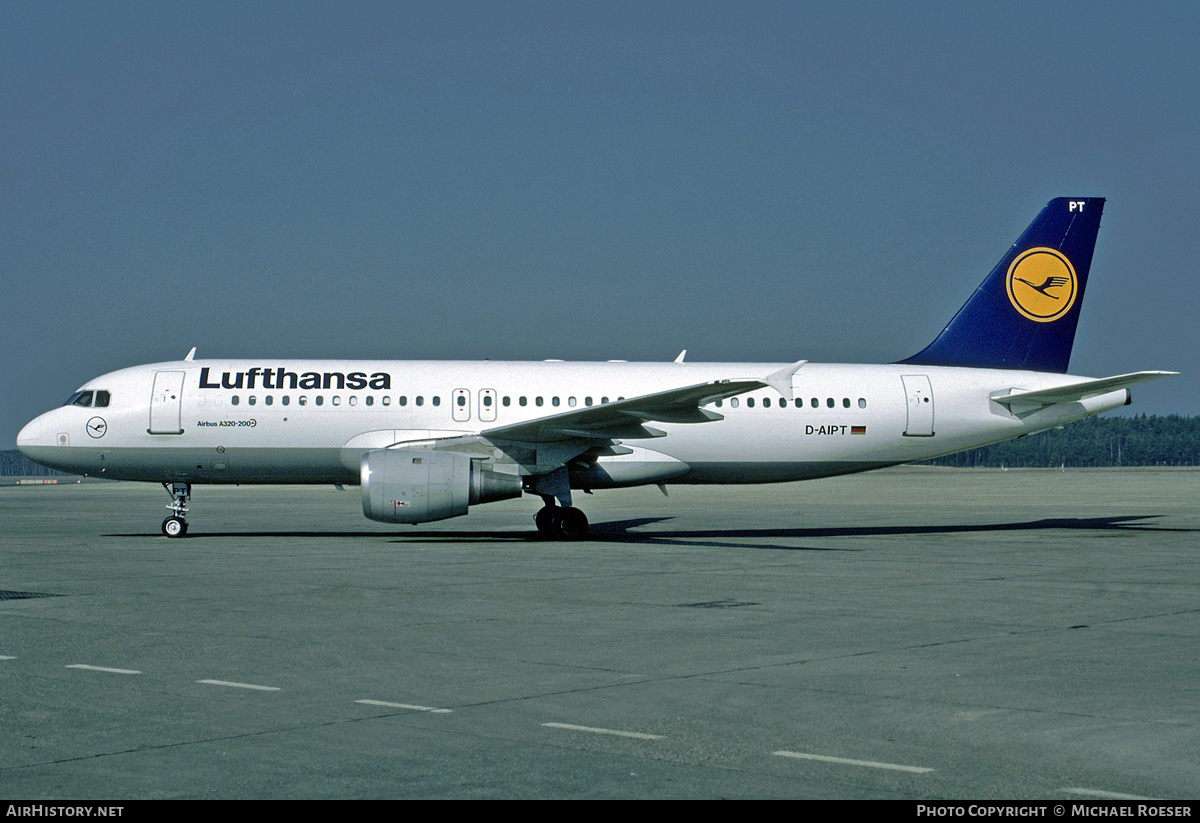 Aircraft Photo of D-AIPT | Airbus A320-211 | Lufthansa | AirHistory.net #501696
