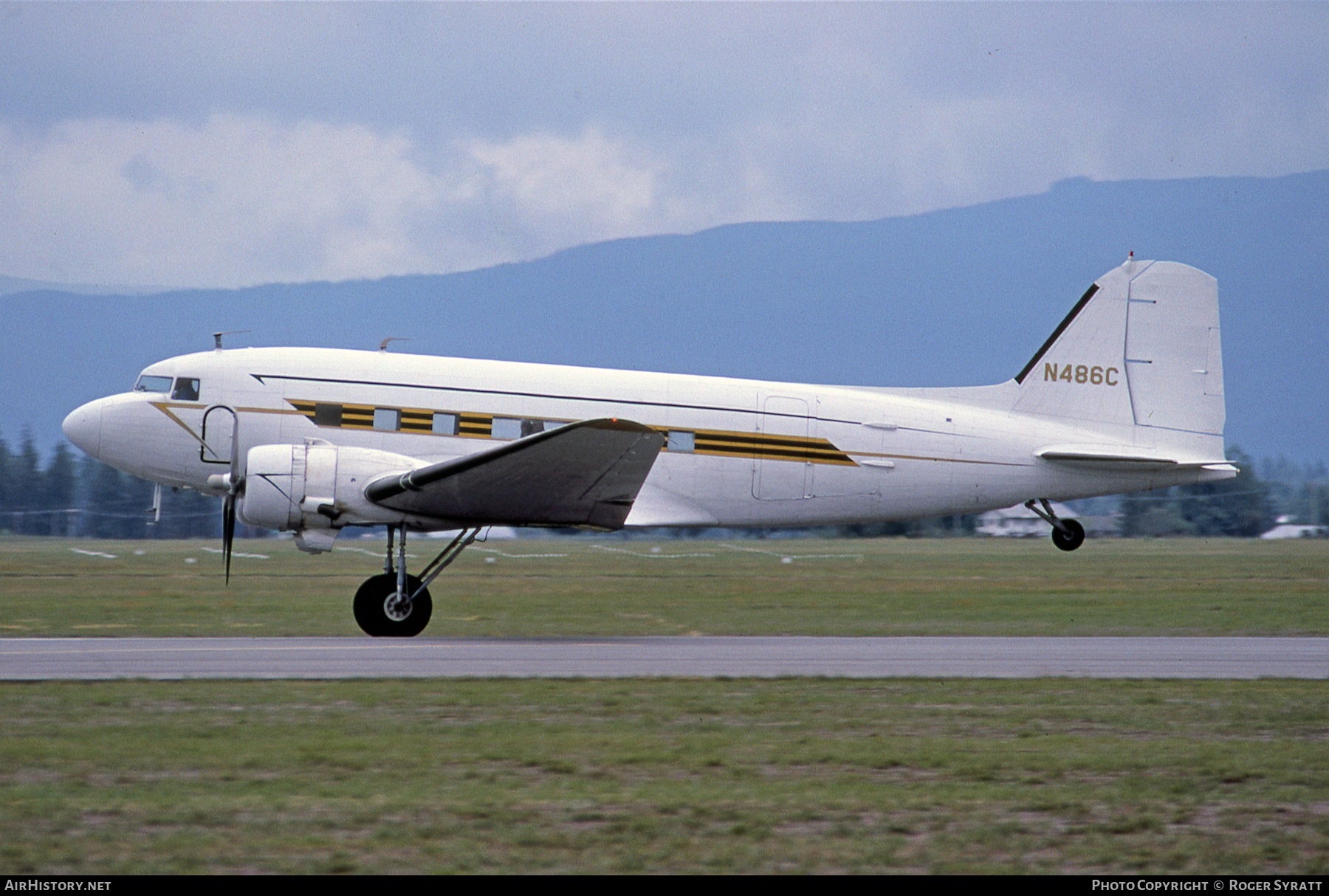 Aircraft Photo of N486C | Douglas DC-3(C) | AirHistory.net #501766