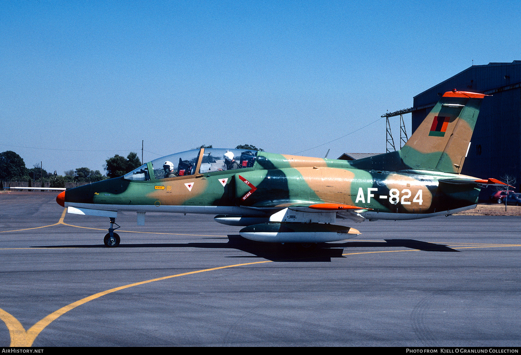 Aircraft Photo of AF-824 | Hongdu K-8 Karakorum | Zambia - Air Force | AirHistory.net #501925