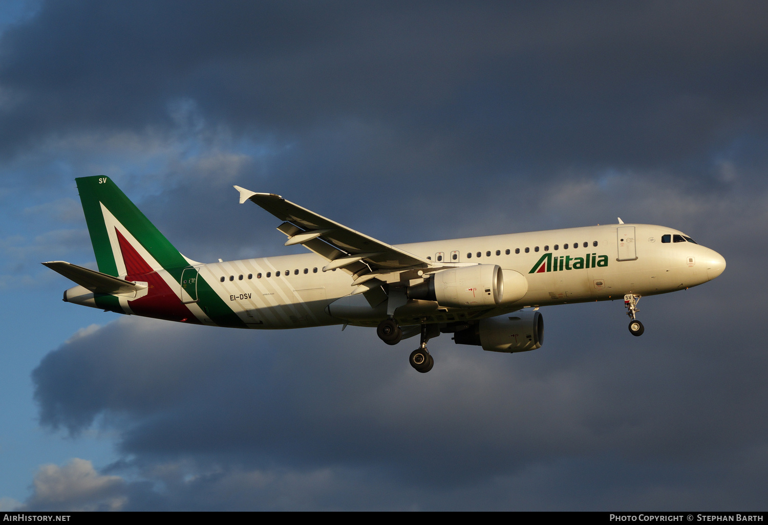 Aircraft Photo of EI-DSV | Airbus A320-216 | Alitalia | AirHistory.net #501967