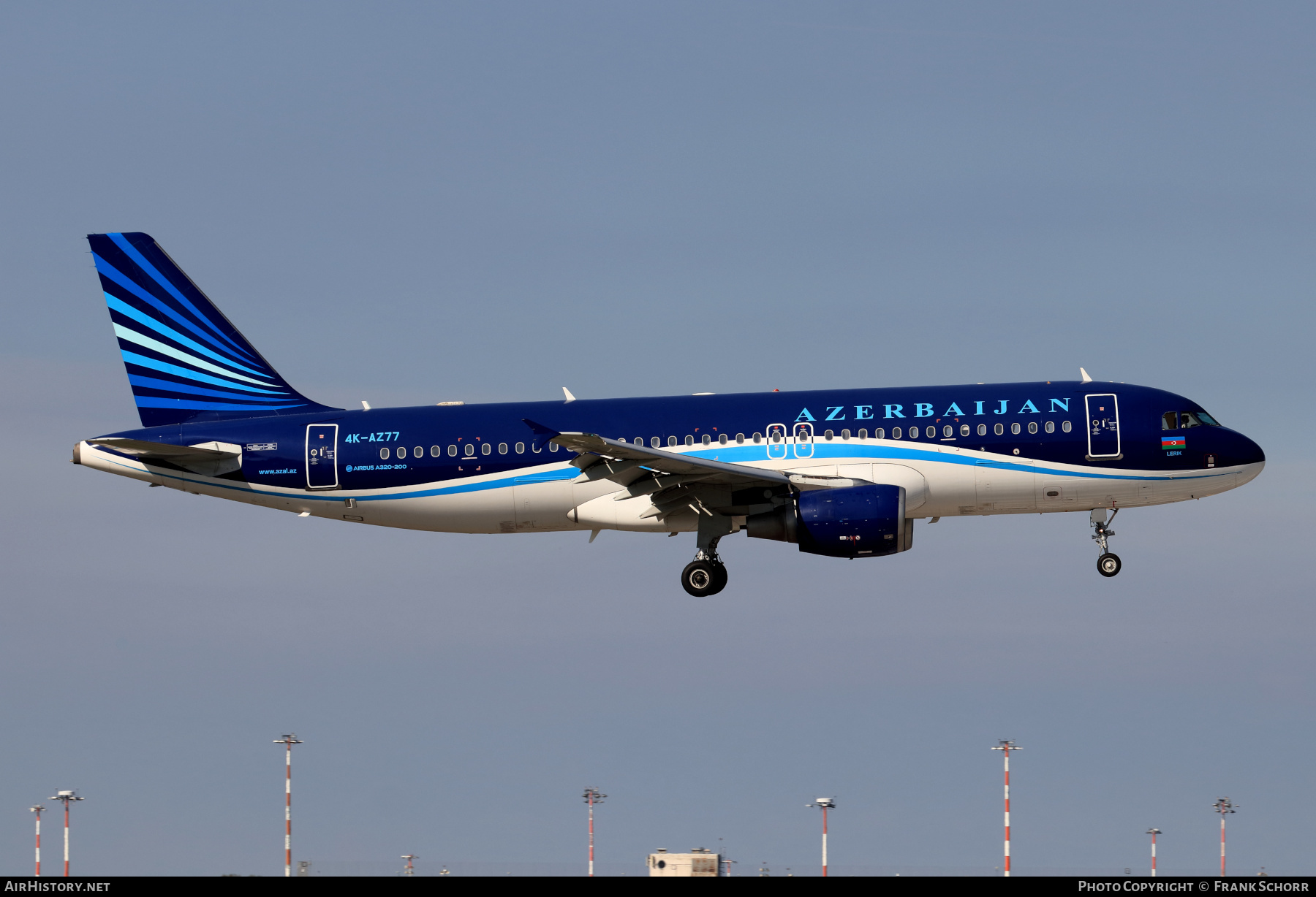 Aircraft Photo of 4K-AZ77 | Airbus A320-214 | Azerbaijan Airlines - AZAL - AHY | AirHistory.net #501978