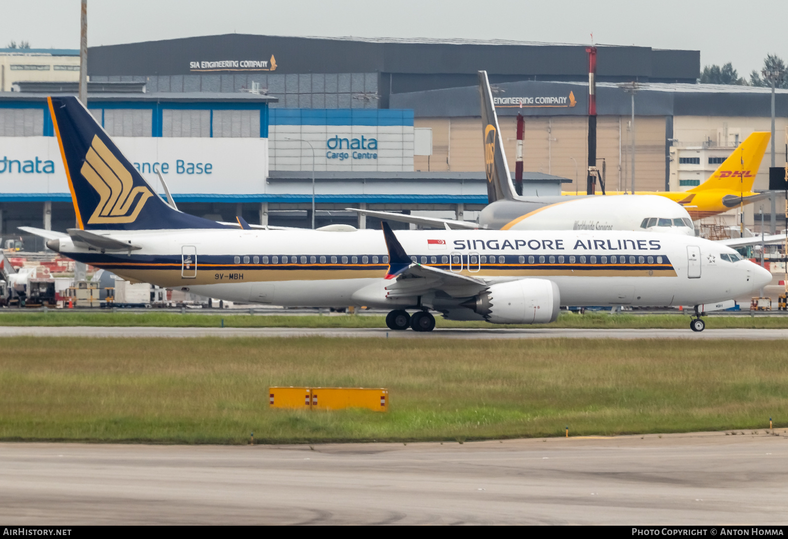 Aircraft Photo of 9V-MBH | Boeing 737-8 Max 8 | Singapore Airlines | AirHistory.net #502111