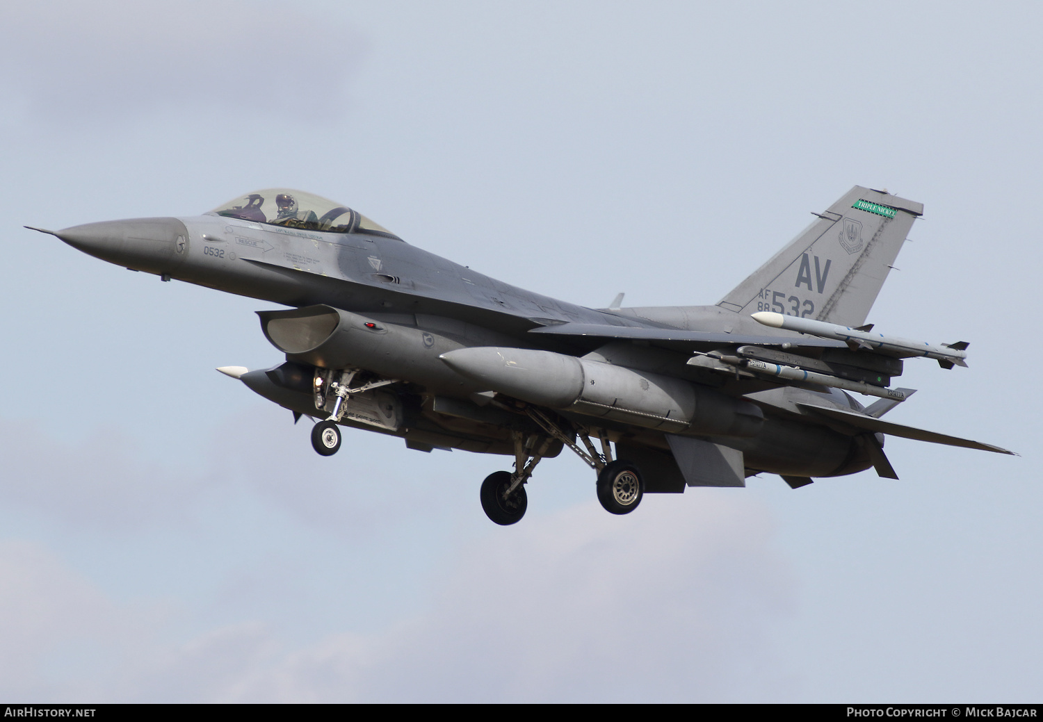 Aircraft Photo of 88-0532 / AF88-532 | General Dynamics F-16CM Fighting Falcon | USA - Air Force | AirHistory.net #502266