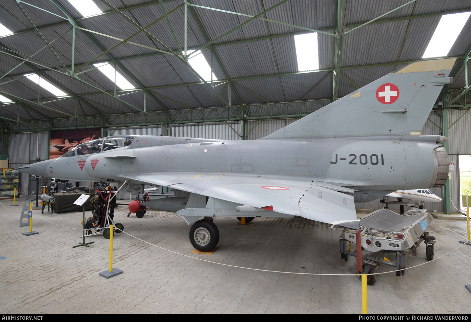Aircraft Photo of J-2001 | Dassault Mirage IIIDS | Switzerland - Air Force | AirHistory.net #502311
