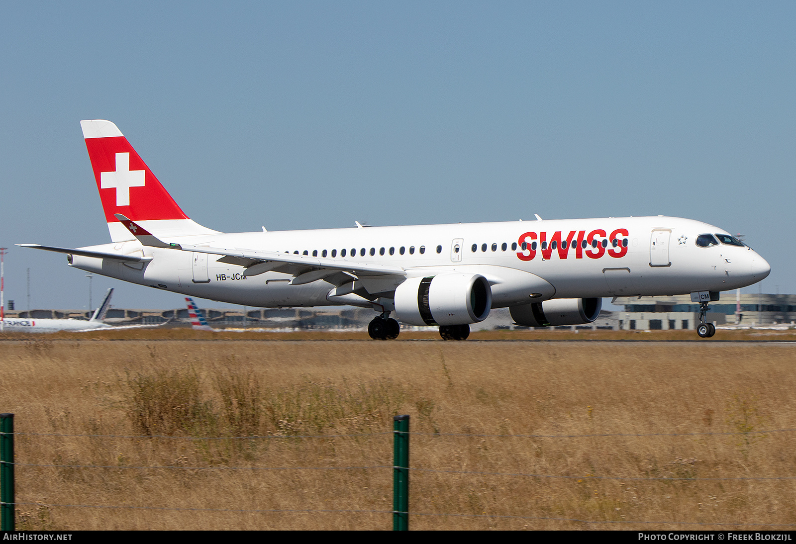 Aircraft Photo of HB-JCM | Bombardier CSeries CS300 (BD-500-1A11) | Swiss International Air Lines | AirHistory.net #502349