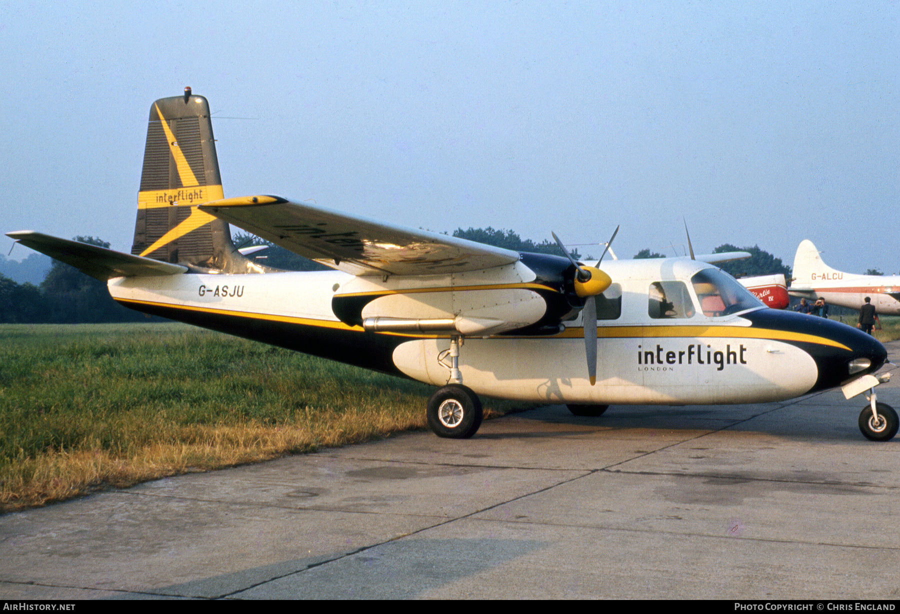 Aircraft Photo of G-ASJU | Aero 520 Commander | Interflight London | AirHistory.net #502482