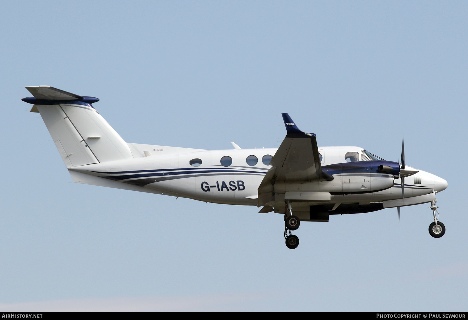 Aircraft Photo of G-IASB | Beechcraft 250 King Air (200GT) | AirHistory.net #502500