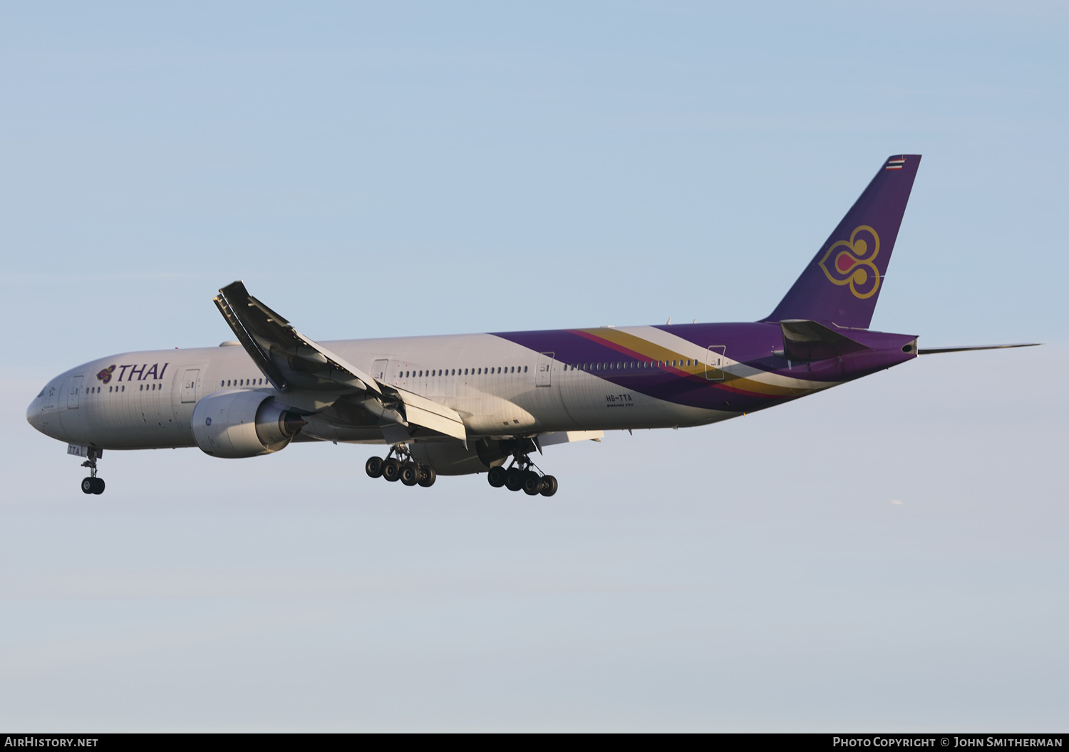 Aircraft Photo of HS-TTA | Boeing 777-300/ER | Thai Airways International | AirHistory.net #502517